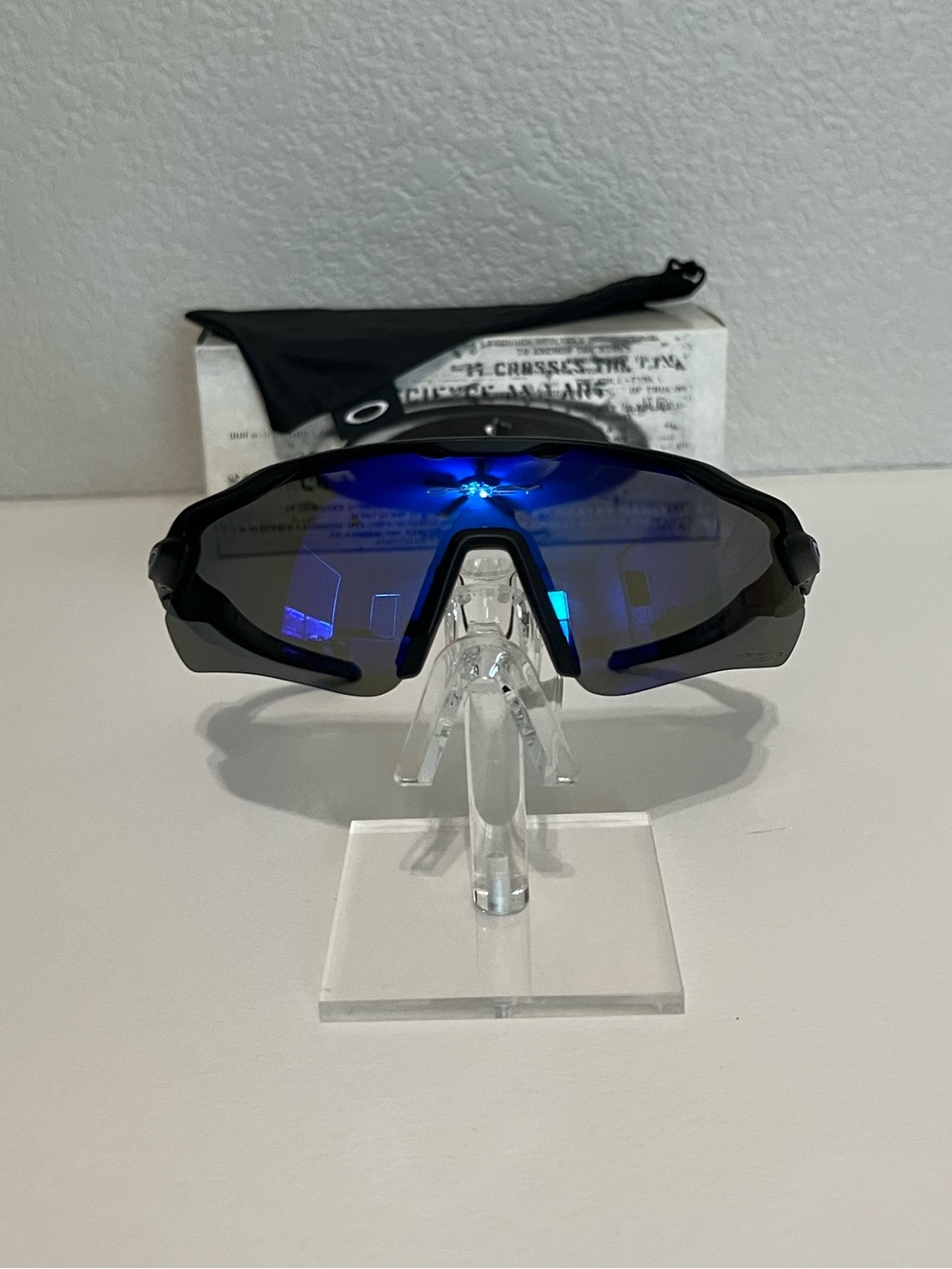 Oakley Radar Sapphire Iridium Sunglasses - Picture 2 of 8